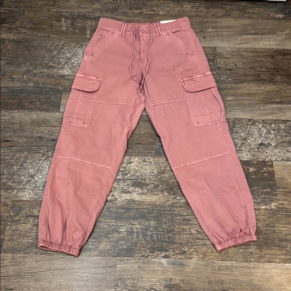 AE SUPER HIGH RISE BAGGY JOGGER. STRETCH